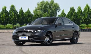 c260l奔驰小标2022落地价 奔驰C260L新车报价2022款